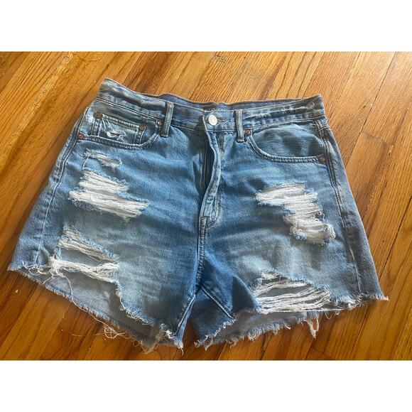 American Eagle Outfitters Pants - American Eagle 90s Boyfriend Jean Shorts Distressed Blue Size 6 Festival Cutoff
